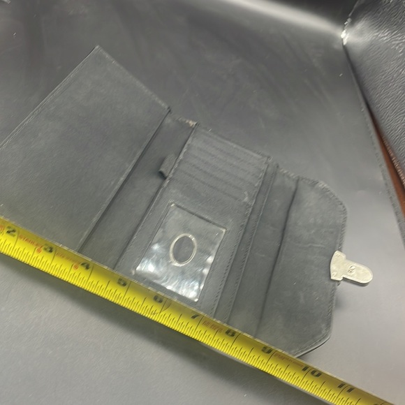 Liz Claiborne Wallet Black Long Nice - Picture 9 of 9